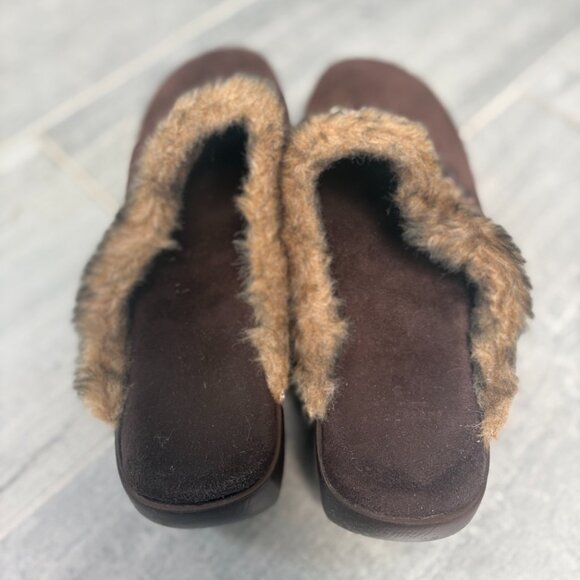 Italian Shoemakers Inc Suede Clog/Mule with Rings & Faux Fur Brown Size 9 - Picture 3 of 7